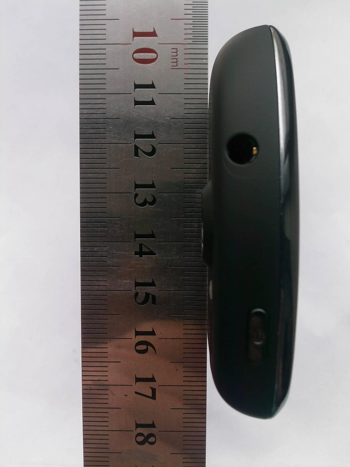 HSPA+/UMTS/GPRS/GSM/EDGE Mobile Phone with BT - FCC ID QISU8800PRO - Huawei Technologies Co.,Ltd (4)