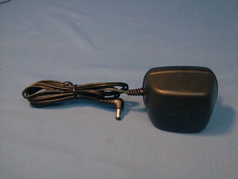 WIRELESS ADSL ROUTER - FCC ID QISWA1003A-RUV100 - Huawei Technologies Co.,Ltd (5)