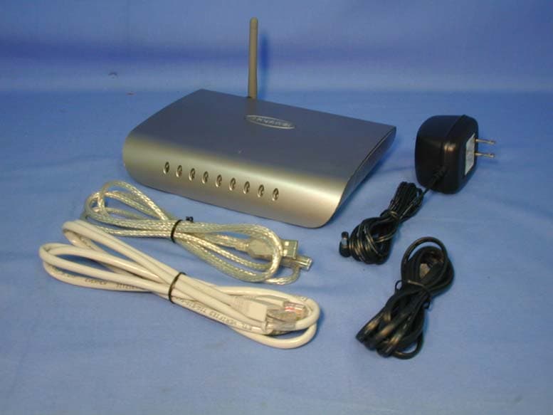 WIRELESS ADSL ROUTER - FCC ID QISWA1003A-RUV100 - Huawei Technologies Co.,Ltd (4)