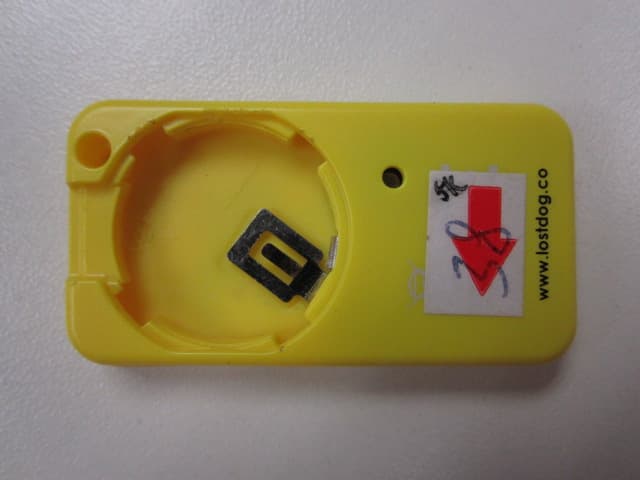 BT Low Energy Device - LostDog smart keyfob - FCC ID QIT2541 - ConnecteDevice Limited (3)