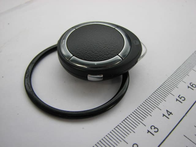 Bluetooth Headset - FCC ID QITBT3U - ConnecteDevice Limited (3)