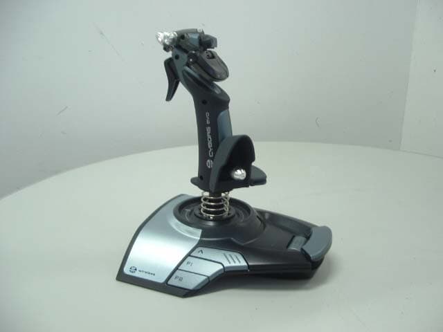 PS30 Cyborg Evo wireless joystick for PC - FCC ID QIWPS30-1 - Saitek Electronics (SHENZHEN) Ltd