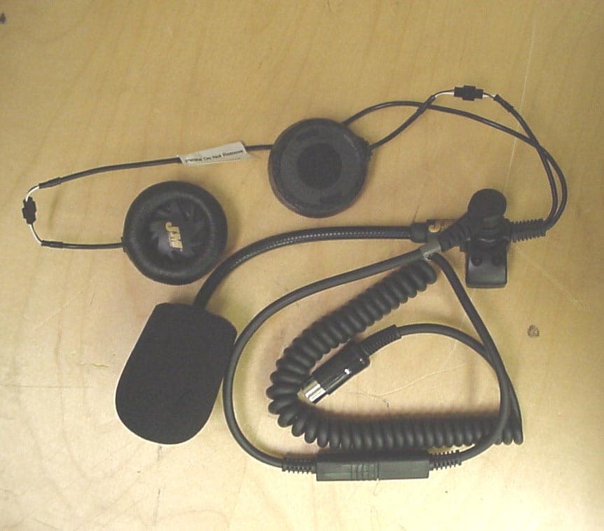 Motorcycle Mount Mobile CB Transceiver - FCC ID QJ5-JMCB-2003 - J&M Corporation (3)