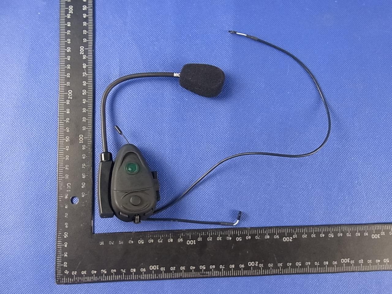 Motorcycle Helmet Bluetooth Intercom Headset - FCC ID QJ5JMHS-WLS465 - J&M Corporation (3)