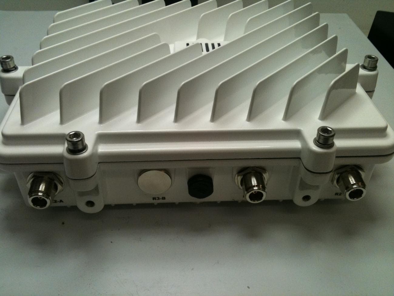 Mesh AP-7161 Outdoor Wireless Access Point - FCC ID QJEAP716101 - Zebra Technologies Corporation (3)