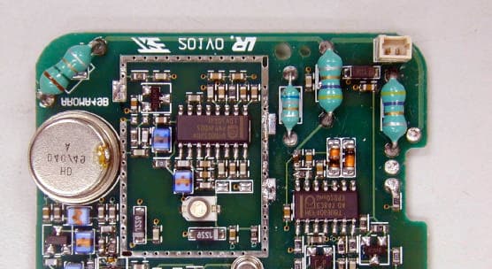 Wireless Hands free Base Unit - FCC ID QJGAROMA40B - YIH TAY TECHNOLOGY CO., LTD. (2)