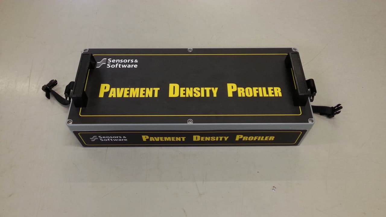 Pavement Density Profiler - FCC ID QJQ-PDP1000 - Sensors & Software Inc. (2)