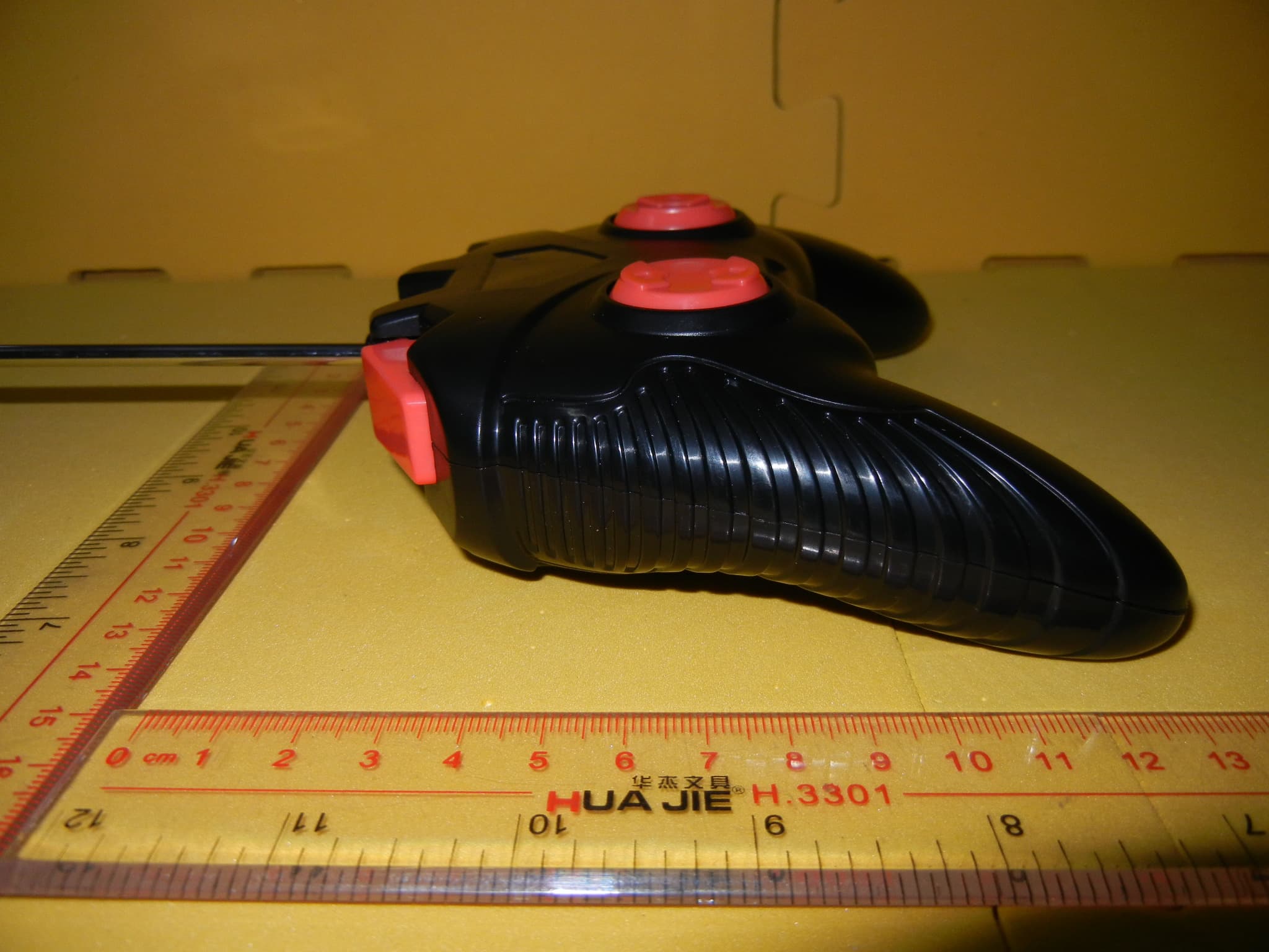 Wireless Remote Control Toy - TX - FCC ID QK680002 - Virztex Company Limited (3)