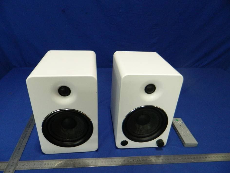Active Loudspeaker System - FCC ID QKH-2YEKN002 - Kanto Living Inc. (3)
