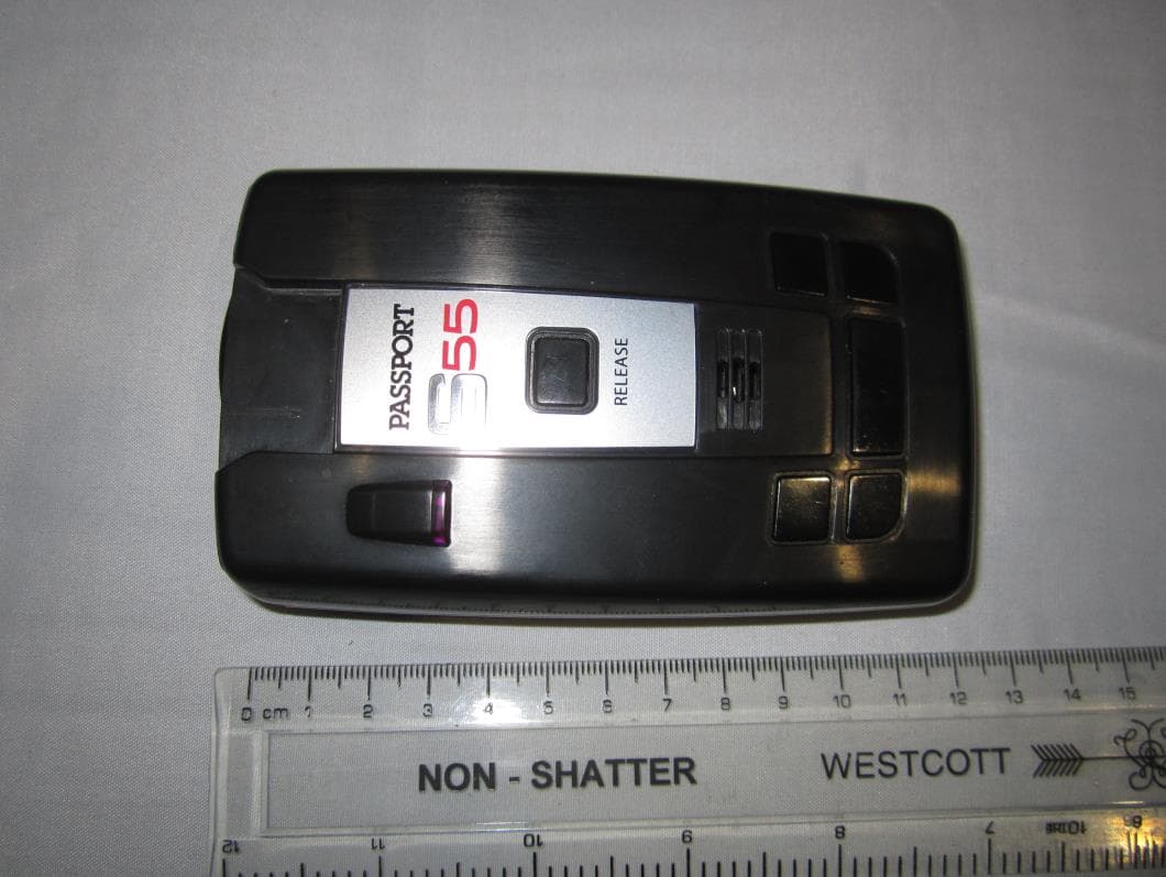 Radar Detector - FCC ID QKLL4 - Escort Incorporated (2)