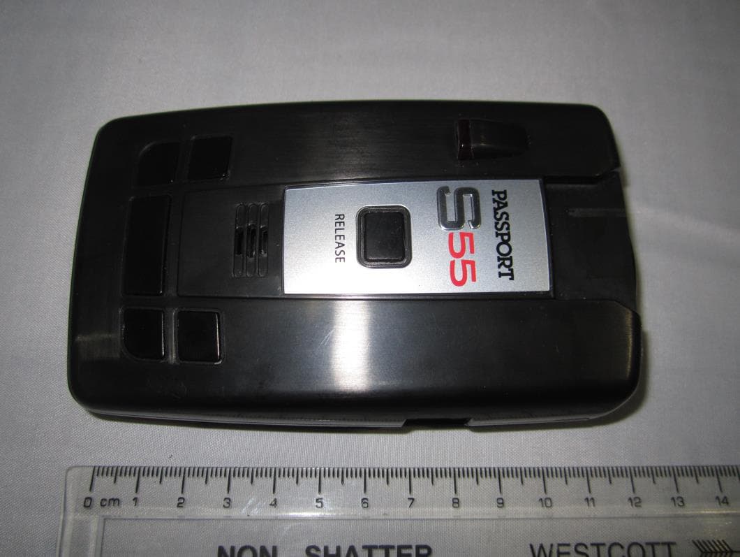 Radar Detector - FCC ID QKLL4 - Escort Incorporated (4)