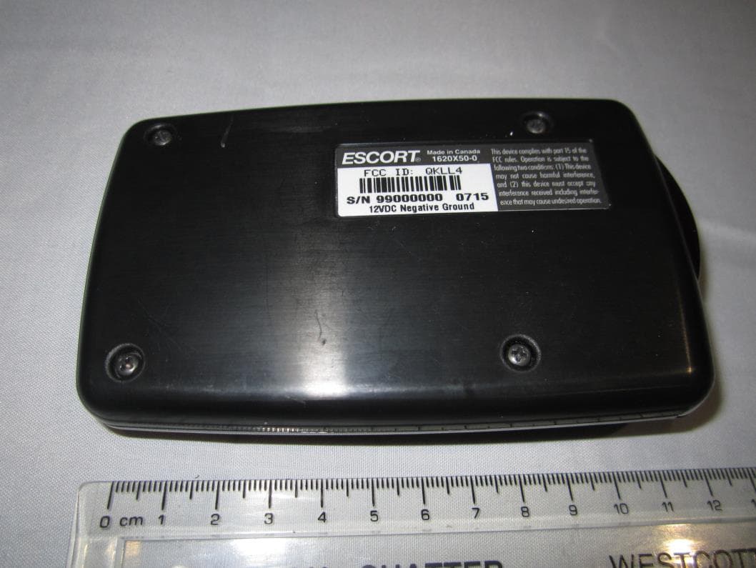 Radar Detector - FCC ID QKLL4 - Escort Incorporated