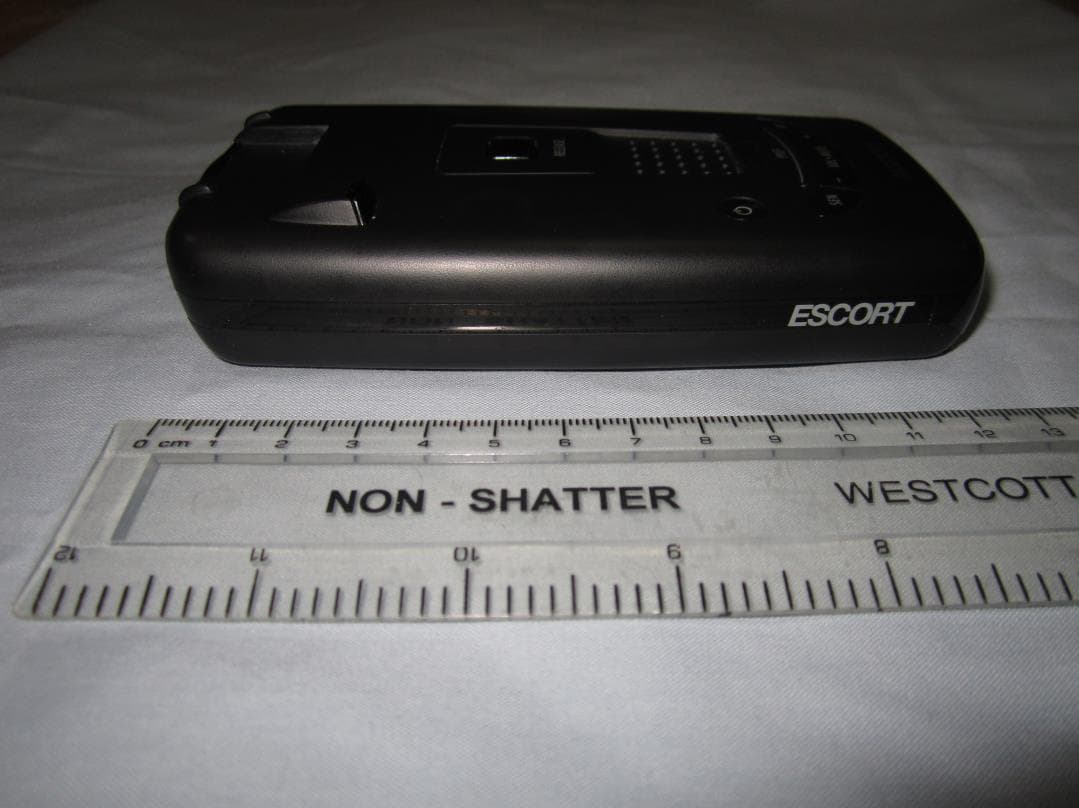 Radar Detector - FCC ID QKLM4PP - Escort Incorporated (4)