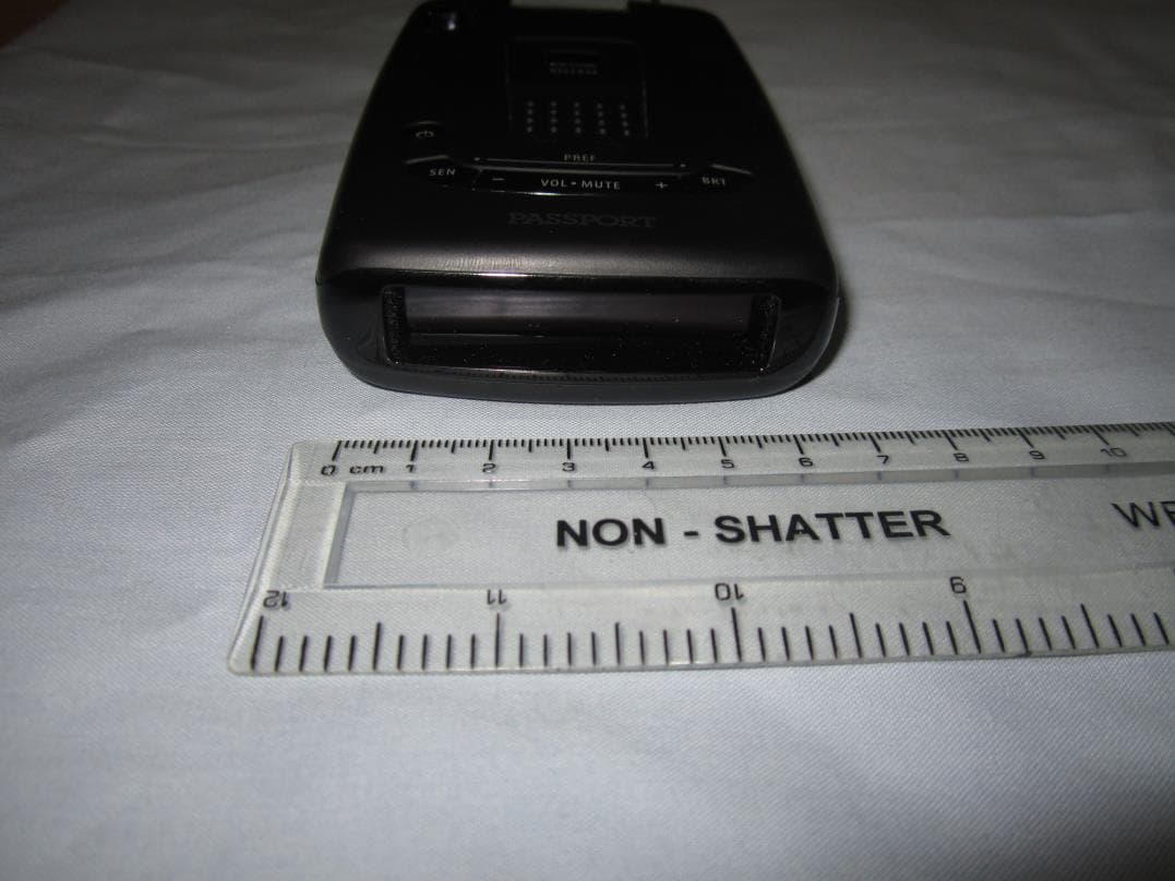 Radar Detector - FCC ID QKLM4PP - Escort Incorporated (2)