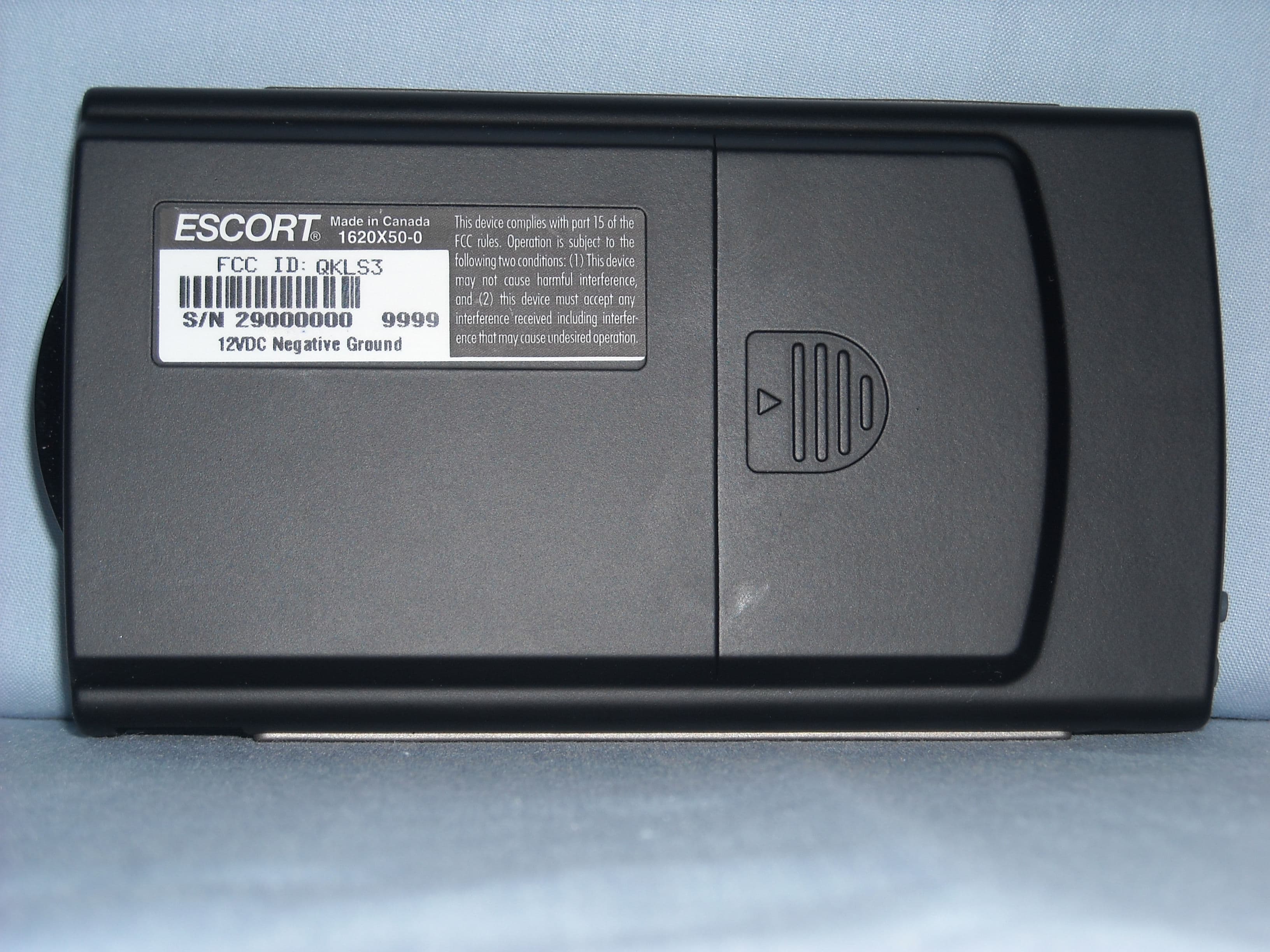 Radar Detector - FCC ID QKLS3 - Escort Incorporated