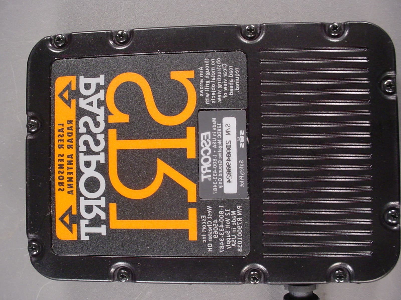 Radar Detector - FCC ID QKLSR1 - Escort Incorporated