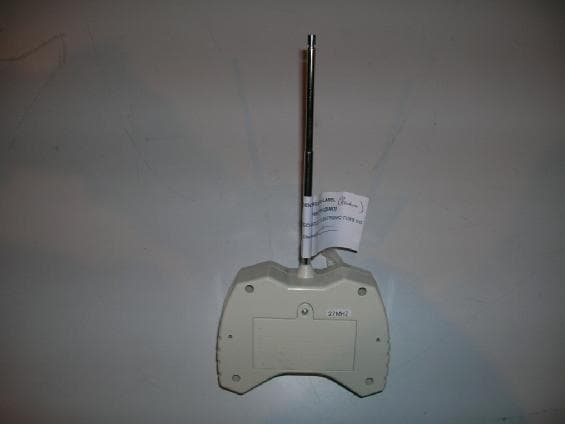 Transmitter - FCC ID QKX0017027 - Golden Technology Electronic Toys Co. Ltd. (2)
