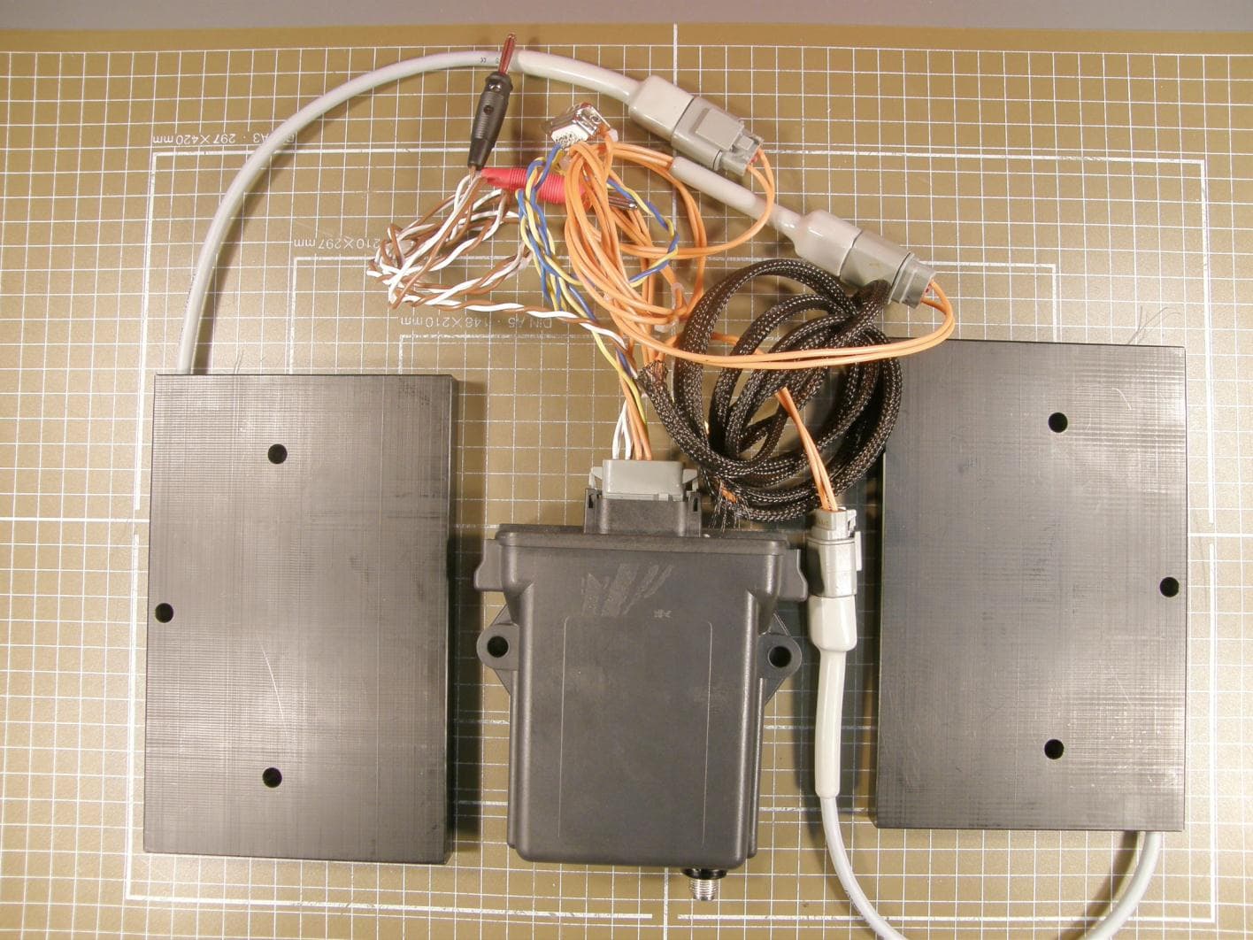 Protective field system - FCC ID QLXBSS0134 - Tera Tron GmbH (2)