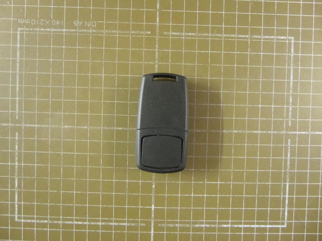 Transceiver - FCC ID QLXCDLRFKEY - Tera Tron GmbH (2)