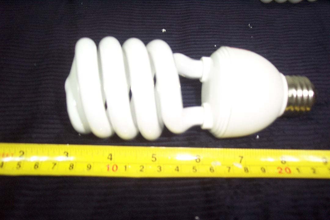 Energy Saving Lamps - FCC ID QO3AM100 - Amoilite Electronic Co. (3)