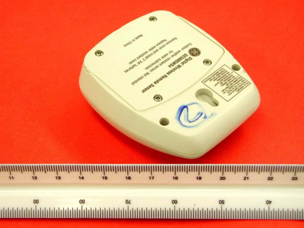Digital Wireless Thermometer(433MHz Transmitter) - FCC ID QOBOAMTX - Jasco Products Company LLC