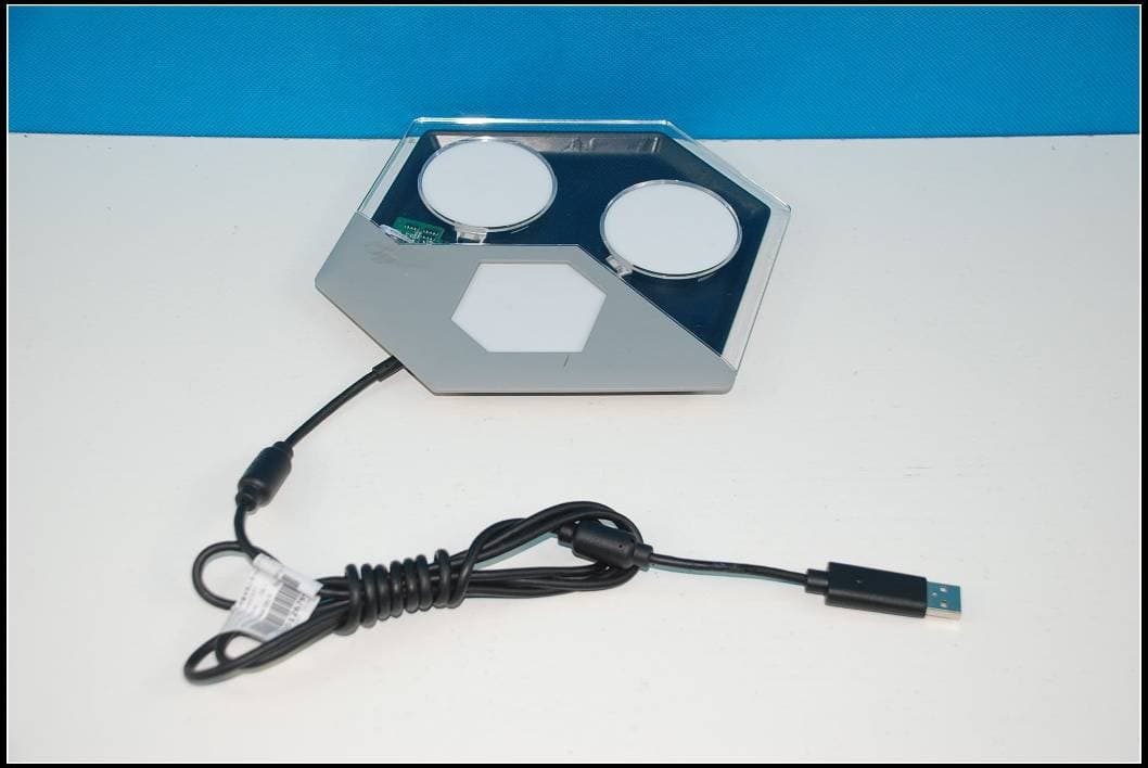 13.56MHz RFID Reader - FCC ID QOF-8032386 - Disney Interactive Studios, Inc. (2)