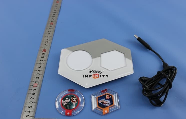 Disney Infinity Base INF-8039228 - FCC ID QOF-8039228 - Disney Interactive Studios, Inc. (5)