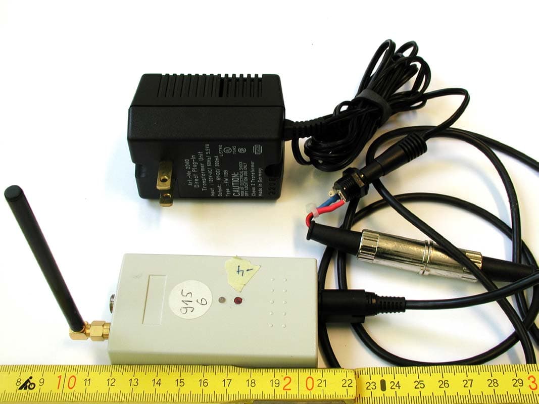 Wireless Remote Control System "Flash Link" - FCC ID QP2-RF-01Y-XXXX-U - Hensel Studiotechnik GmbH & Co. KG (2)