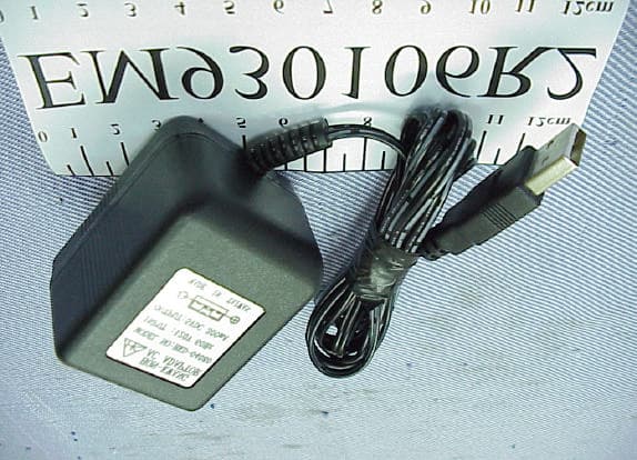 Universal Digital FM Transmitter - FCC ID QPRST30 - Jow Tong Technology Co.,Ltd (5)