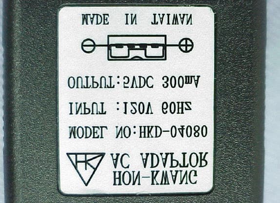 Universal Digital FM Transmitter - FCC ID QPRST30 - Jow Tong Technology Co.,Ltd (3)