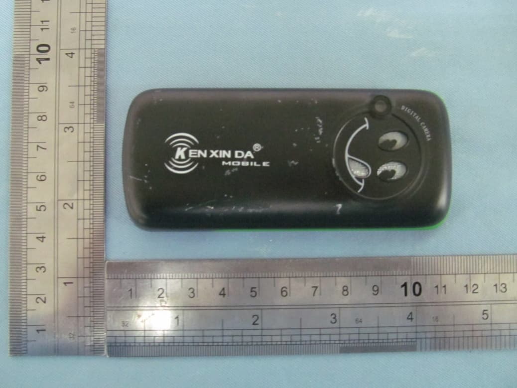 GSM Mobile Phone - FCC ID QR2D10 - CASERGO S.A.S (2)