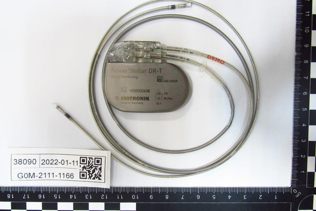 Implantable Pulse Generator - FCC ID QRI-IPG2267P2 - BIOTRONIK SE & Co. KG (3)
