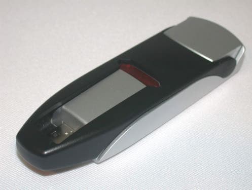 802.11b WLAN/Flash Disk USB adapter - FCC ID QRV-FW-C703B-0307 - FullWave Technology Co., Ltd (2)