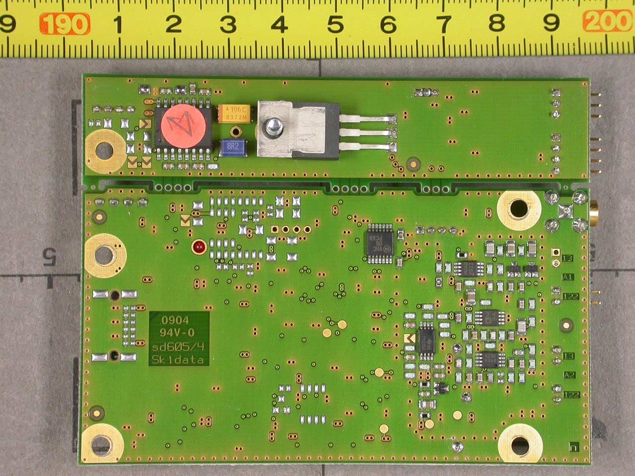Radio Transceiver Module - FCC ID QSS-SD605-E - Skidata AG (2)
