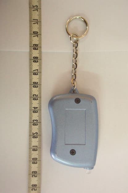 RF Remote Controller - FCC ID QT2EMS1YOUNG - Young Electronics Corporation. (1)