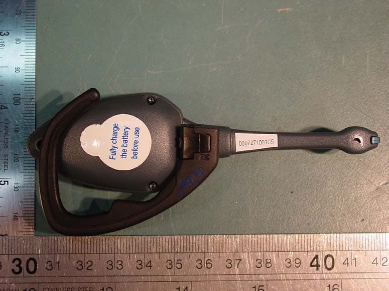 Bluetooth Headset iCliq i38 - FCC ID QTDI38 - Emerging Technologies Limited