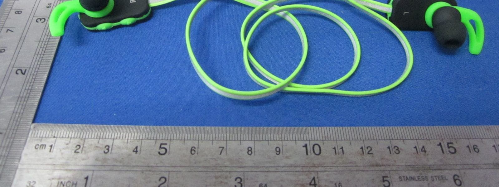 iFrogz FreeRein Reflect Earbud - FCC ID QTGBKO - ZAGG Inc. (1)