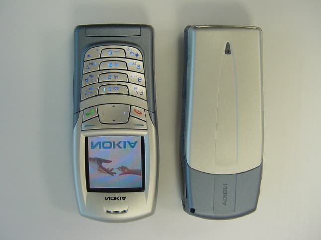 GSM 1900 Mobile Phone - FCC ID QTL-RH4 - Microsoft Corporation (3)