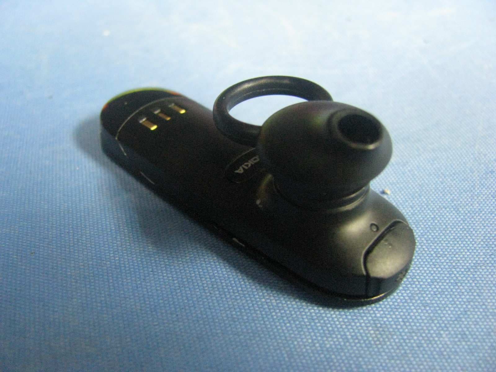 Bluetooth headset - FCC ID QTLBH-310 - Microsoft Corporation (2)
