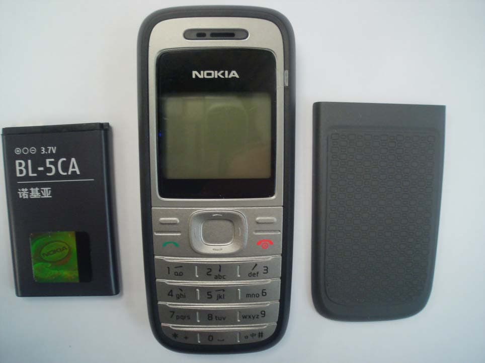 GSM 850/1900Cellular Telephone - FCC ID QTLRH-100 - Microsoft Corporation