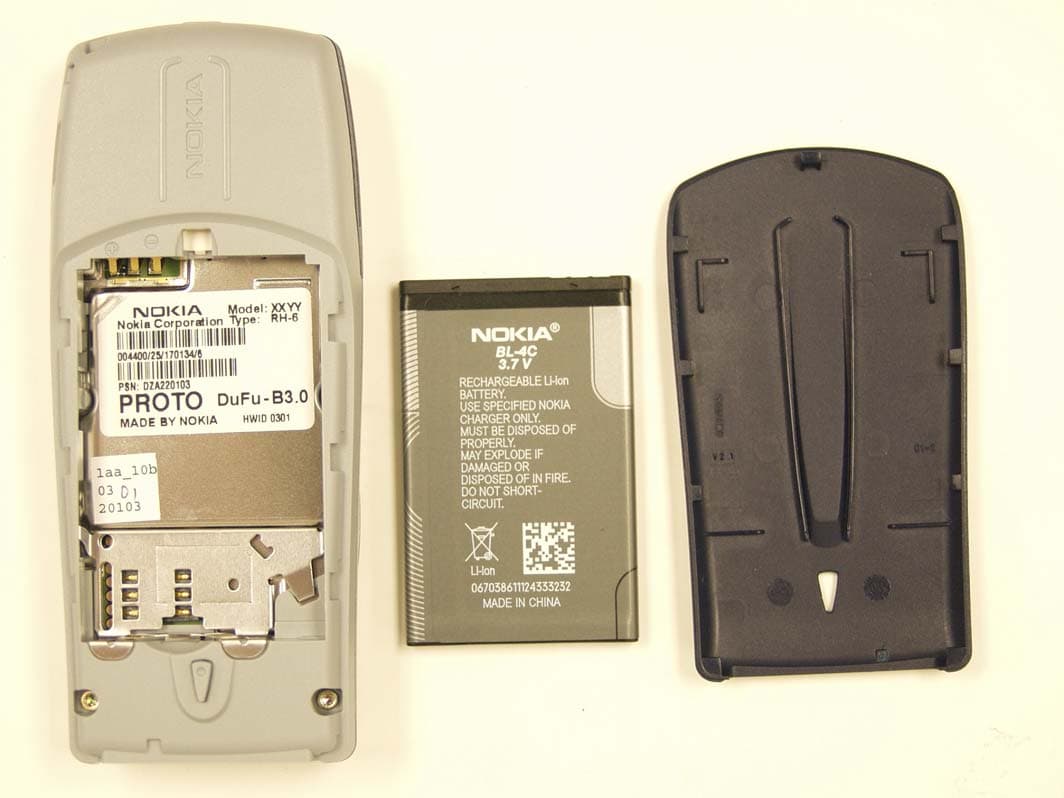 Triple Band GSM Phone - FCC ID QTLRH-6 - Microsoft Corporation (2)