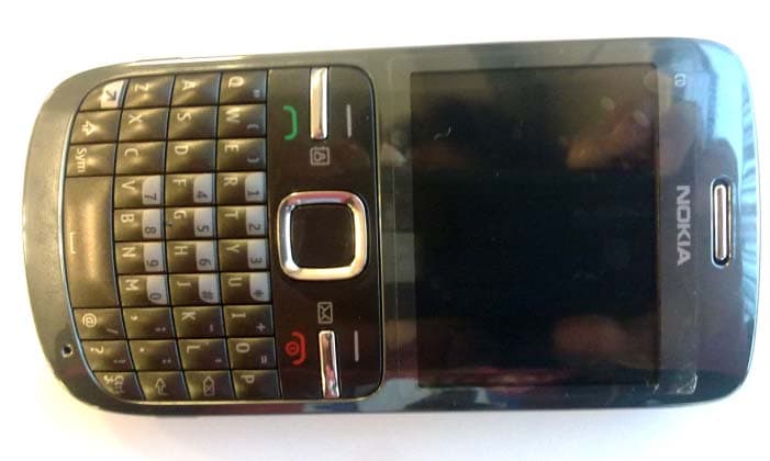 GSM 850/900/1800/1900 Cellular Telephone with BT/WLAN - FCC ID QTLRM-614 - Microsoft Corporation