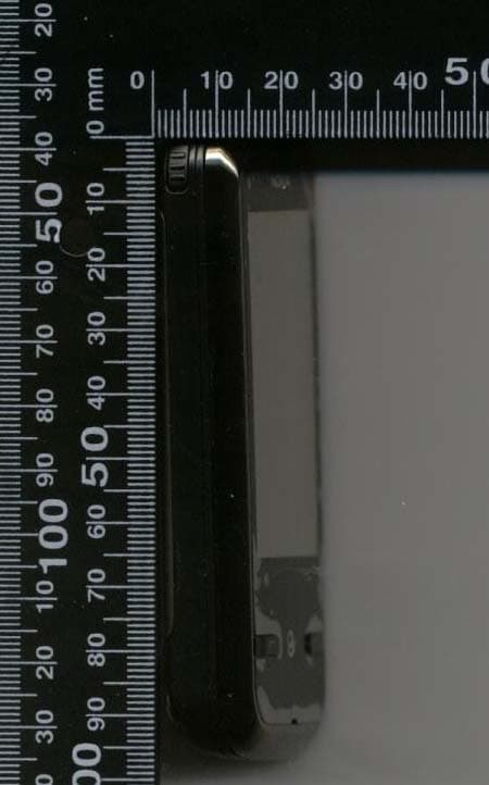 CDMA cellular phone w/BT - FCC ID QTLRM-686 - Microsoft Corporation (4)