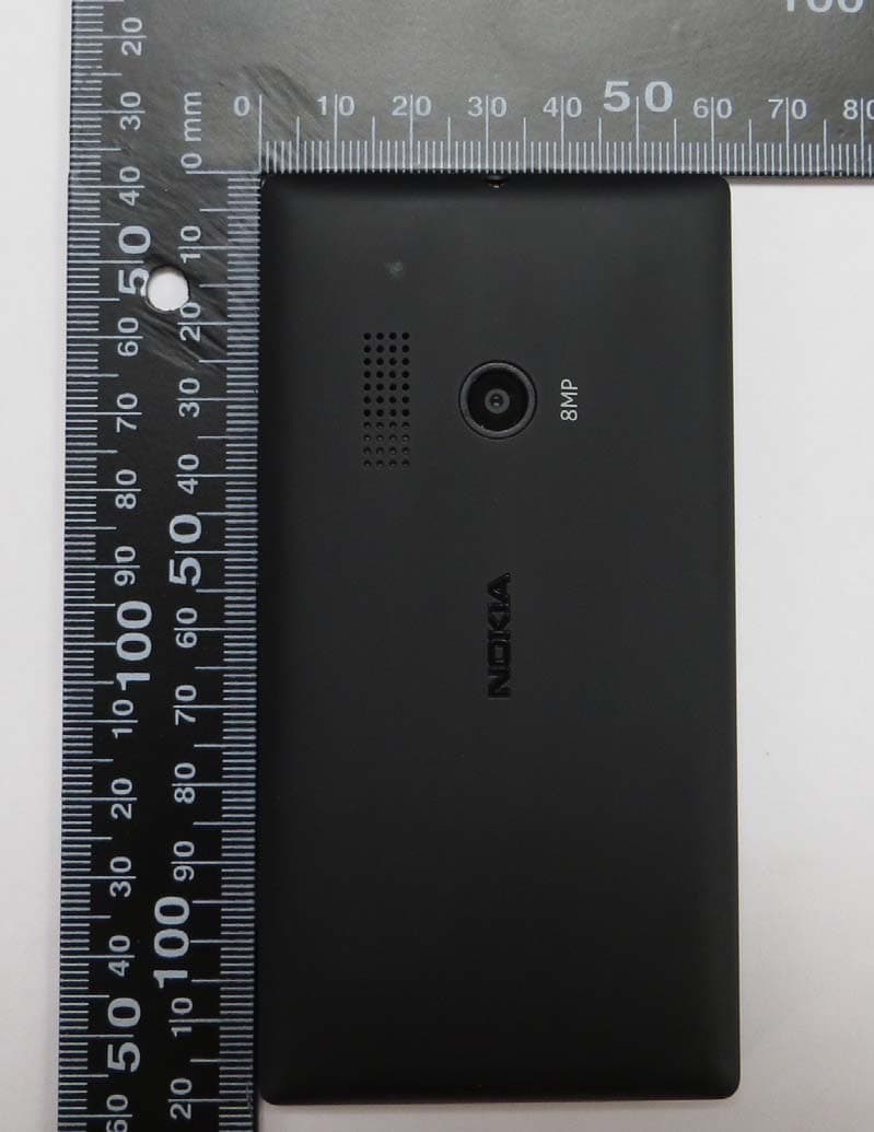 GSM/WCDMA cellular phone w/BT and WLAN - FCC ID QTLRM-923 - Microsoft Corporation