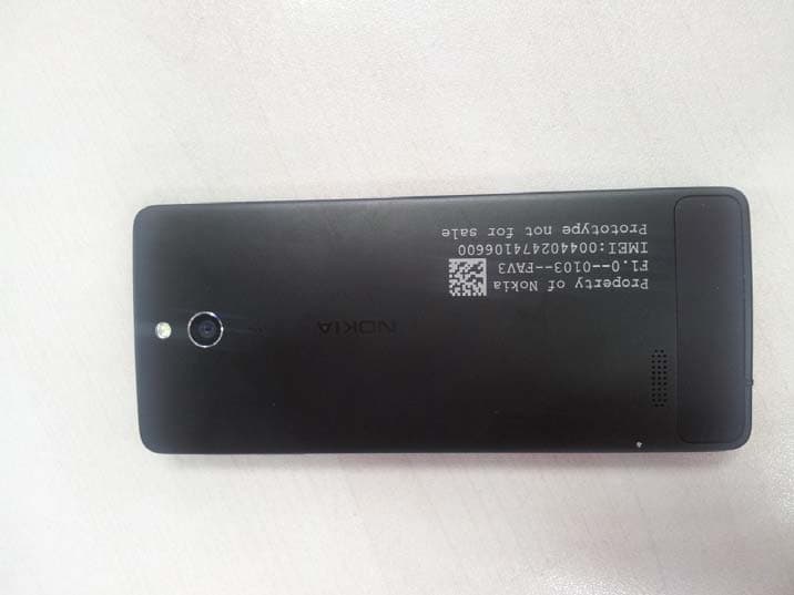 GSM cellular phone w/BT - FCC ID QTLRM-952 - Microsoft Corporation (4)