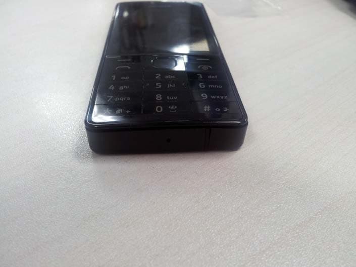 GSM cellular phone w/BT - FCC ID QTLRM-952 - Microsoft Corporation (2)