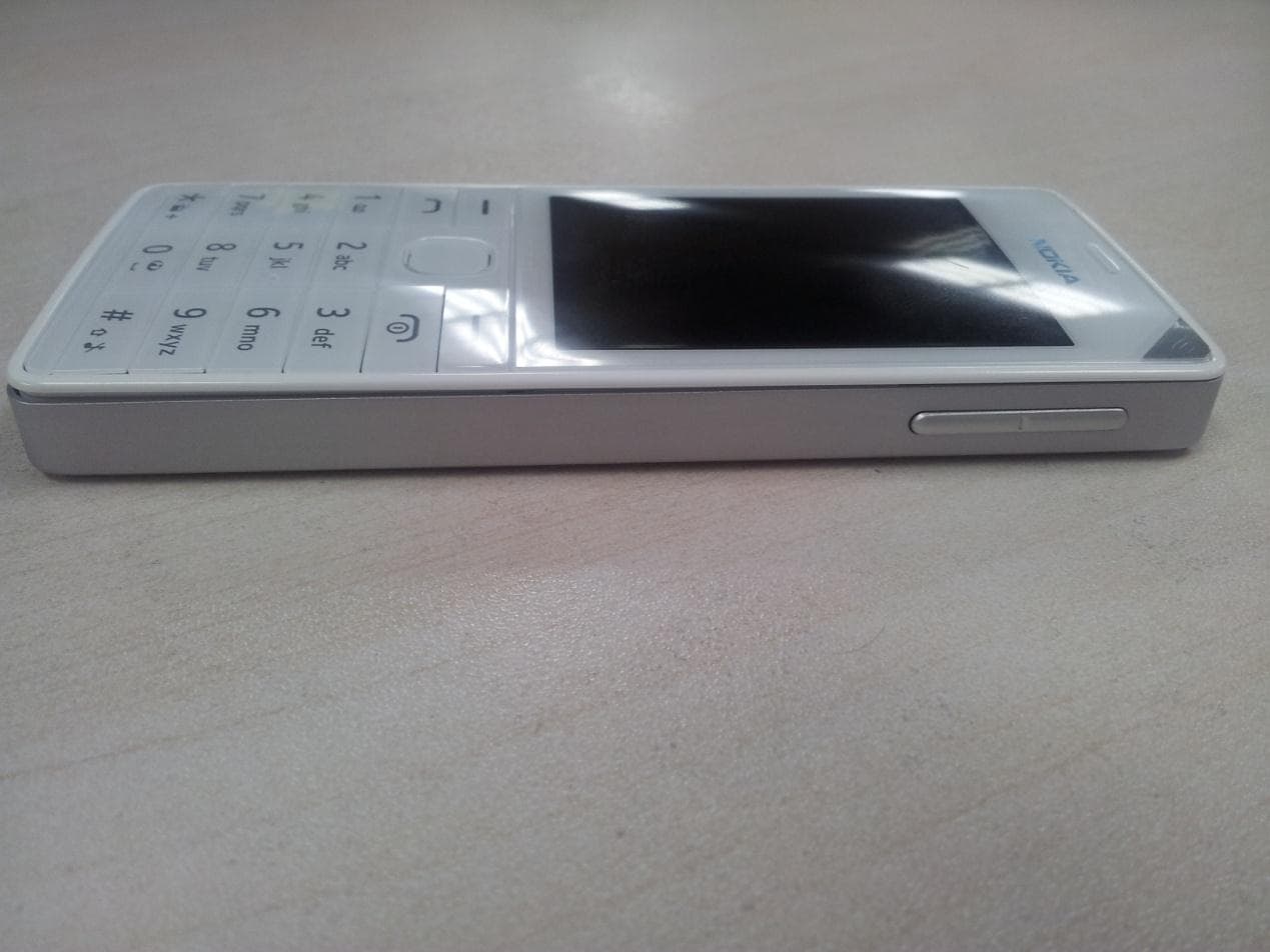 GSM cellular phone w/BT - FCC ID QTLRM-953 - Microsoft Corporation (4)
