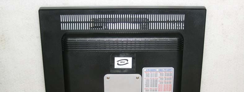 LCD Monitor - FCC ID QTMOR1921SH - Yuri Electronics Co., Ltd. (2)