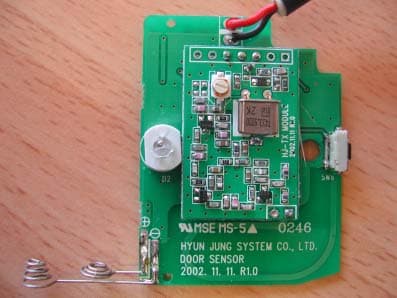 Door/ Window Sensor - FCC ID QUPHJ-DS100F - Hyun Joung System Co., Ltd