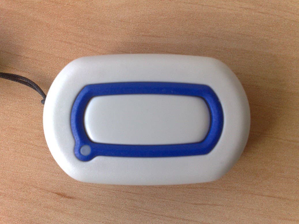 Emergency Call Button and Pull Tag - FCC ID QUX-PB-830 - Attenti